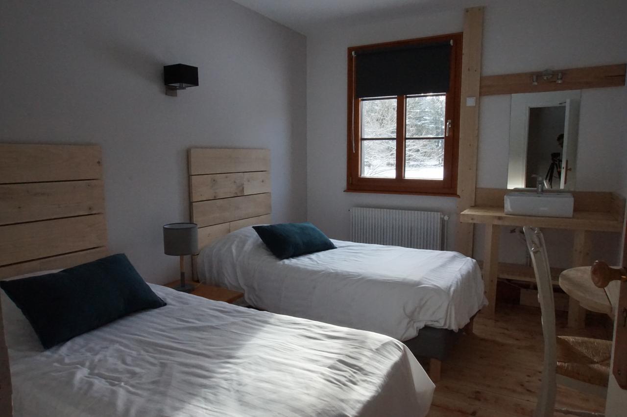 De La Perdrix Gasthof *